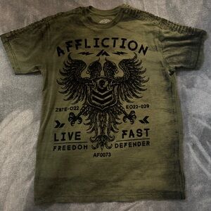 Affliction Men's Green Graphic Tee